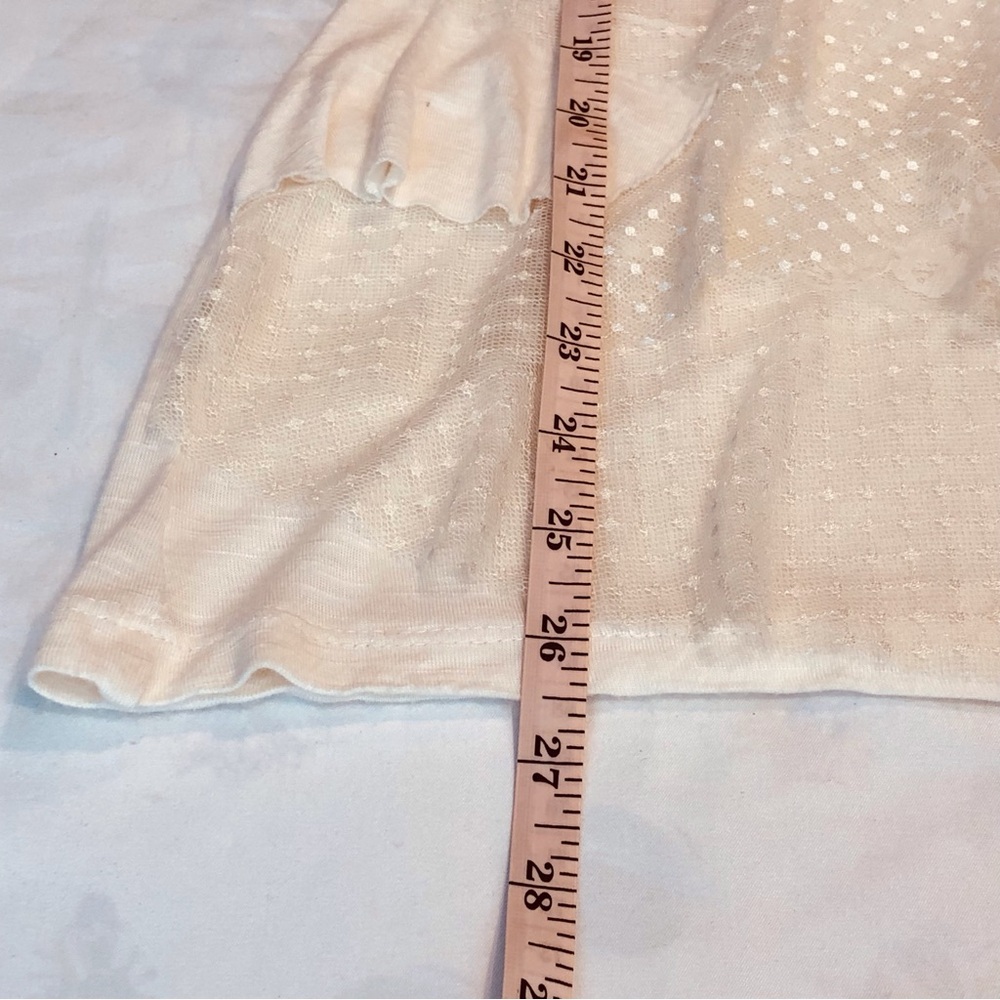 Eyeshadow Multi Layer Lace Front Tank Top - Picture 10 of 15